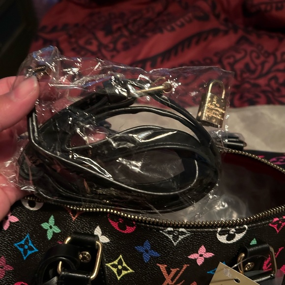 Inspired Louis v speedy 30 - Picture 2 of 4